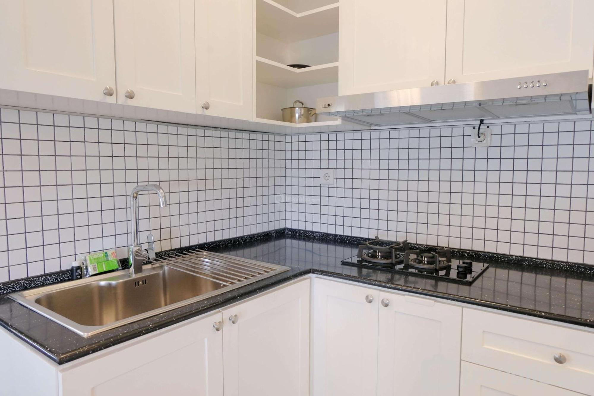 Prime And Spacious 2br At Grand Afrika By Travelio